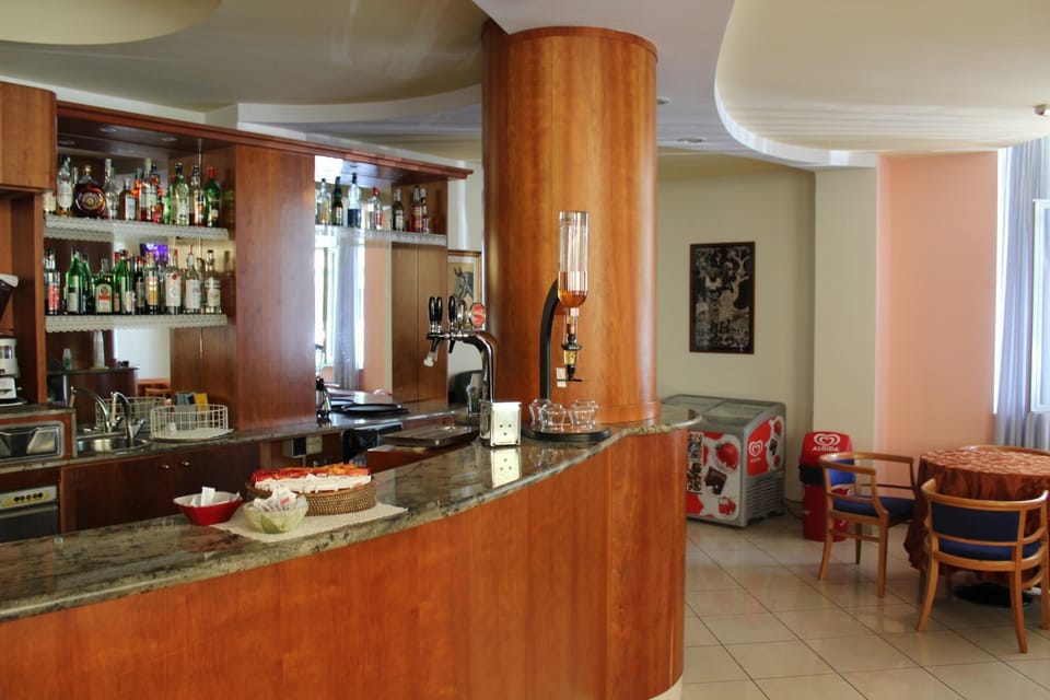 Lounge or bar