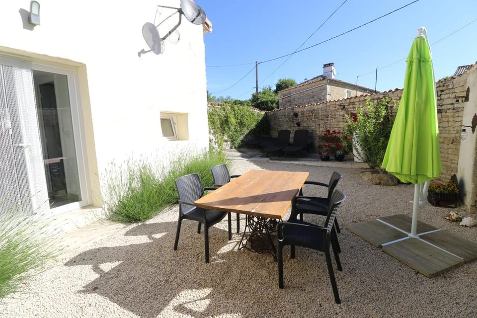 Inner courtyard view