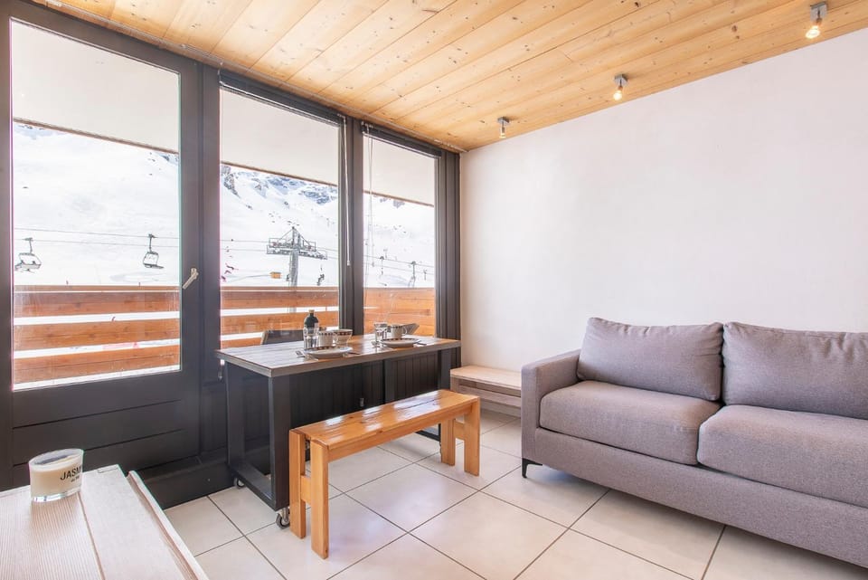 Patio, Bed, Day, Winter, Balcony/Terrace, Kitchen or kitchenette, Seating area, On site