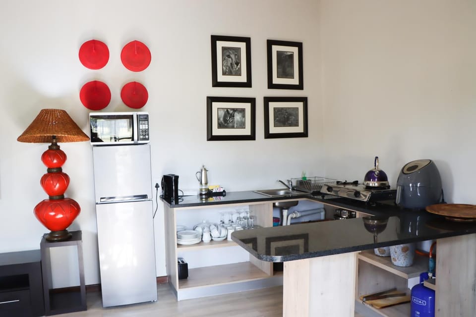 Coffee/tea facilities, Dining area