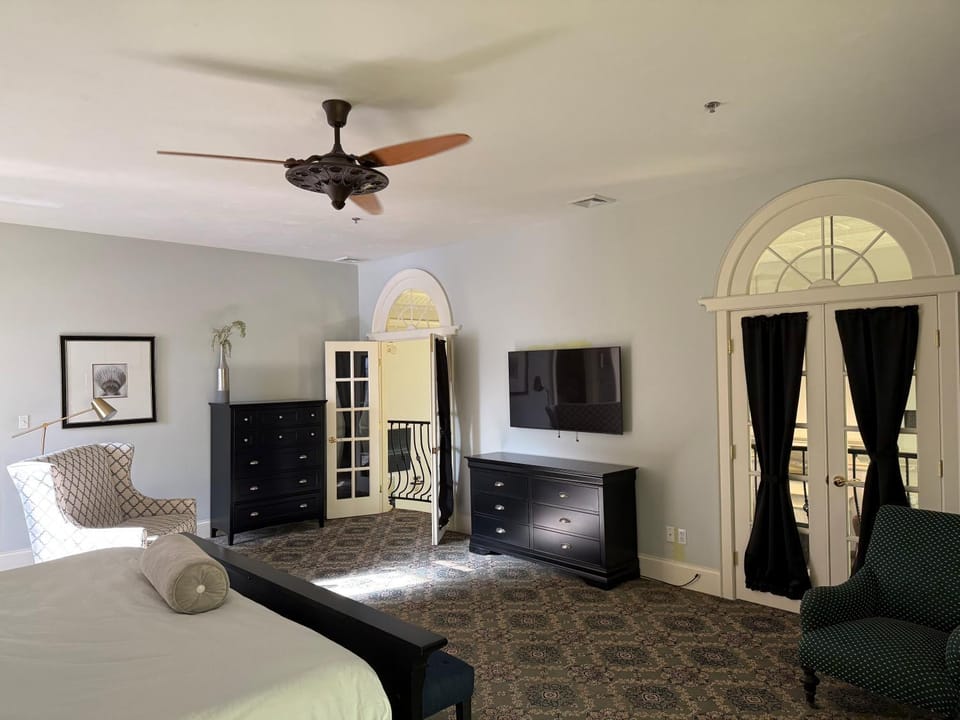 TV and multimedia, Bedroom