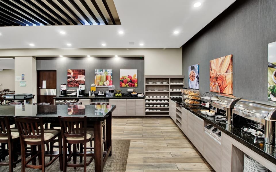 Restaurant/places to eat, Food and drinks, Food, Non alcoholic drinks
