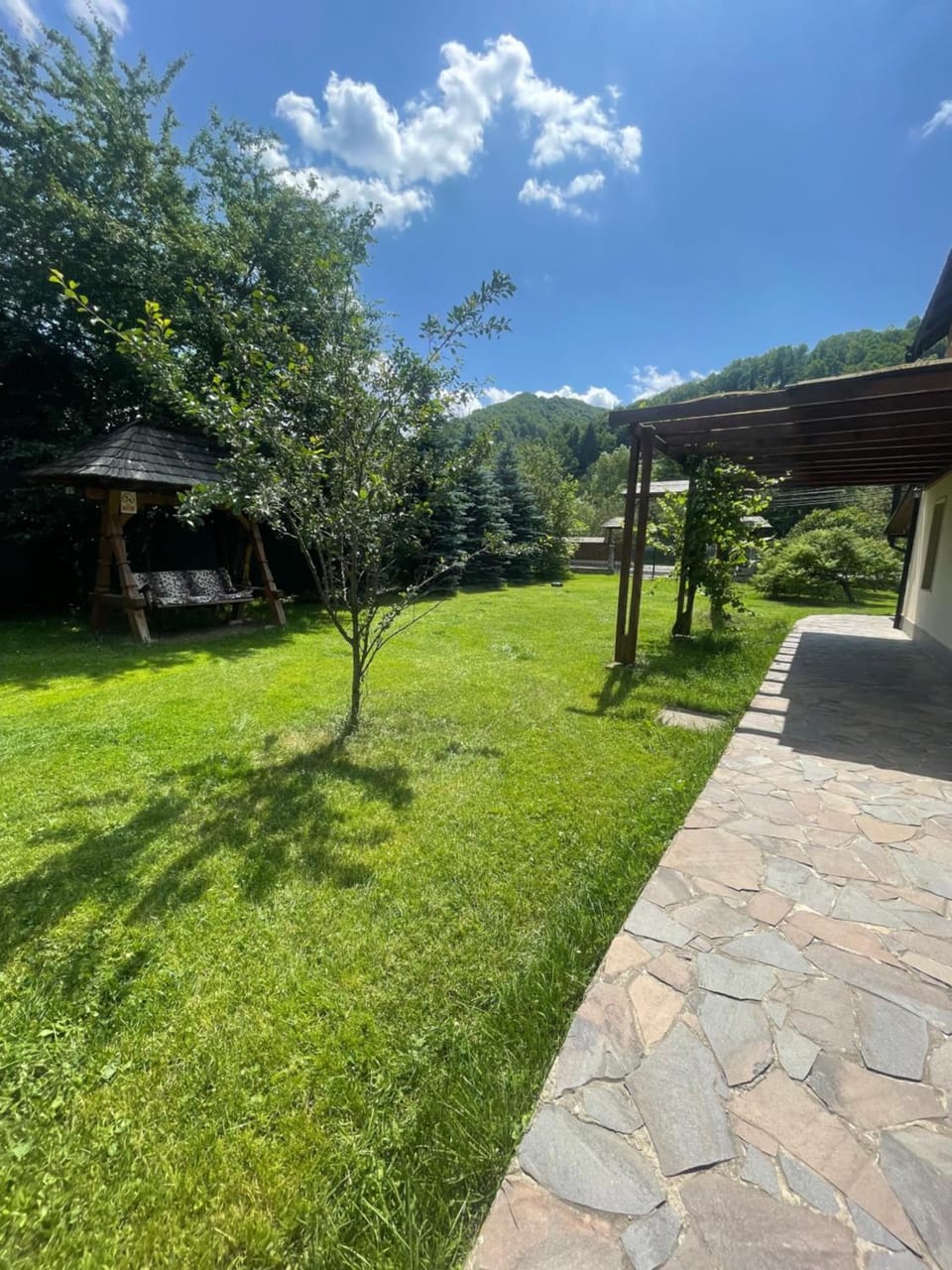 Gama House & Garden with restaurant Bed and Breakfast in Romania