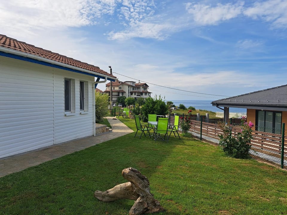 Natural landscape, Garden, Garden view, Sea view