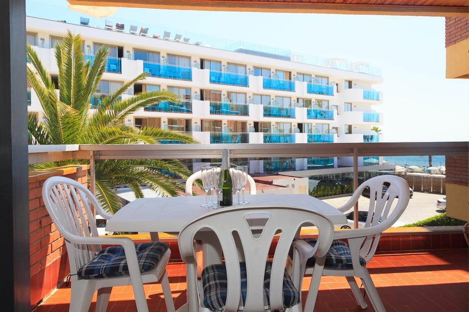Balcony/Terrace, Dining area