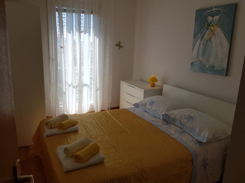 Apartman Flavia Bed and Breakfast in Cres