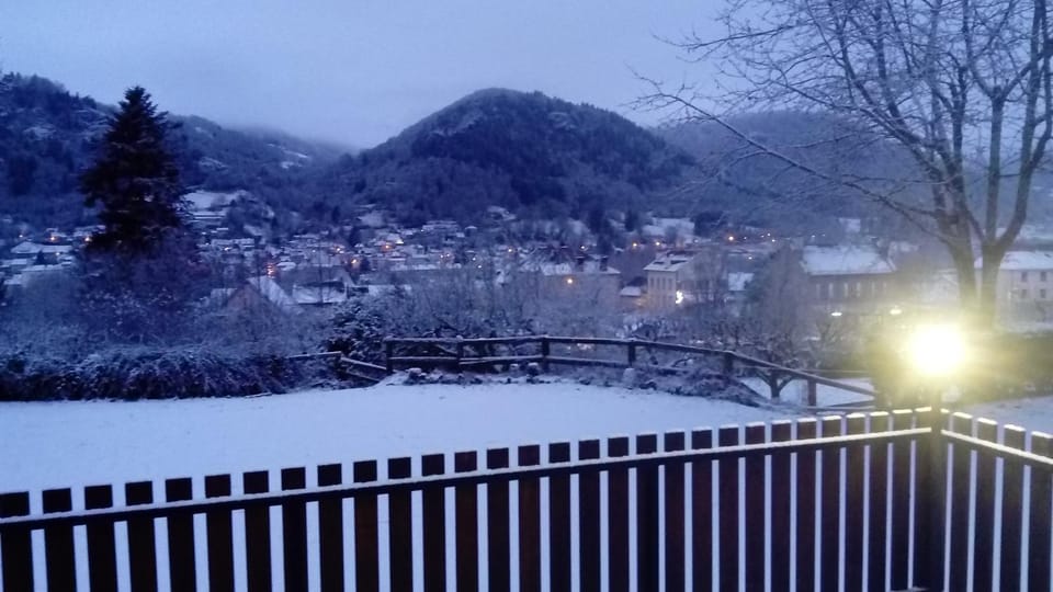 City view, Mountain view