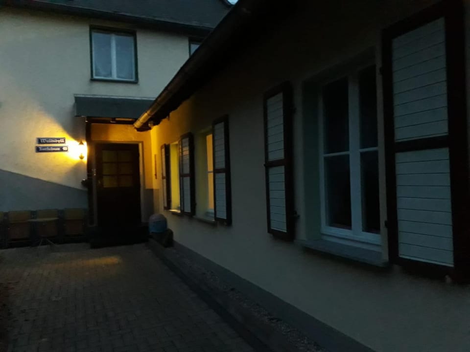 Property building, Facade/entrance, Internal: Not applicable to any particular room