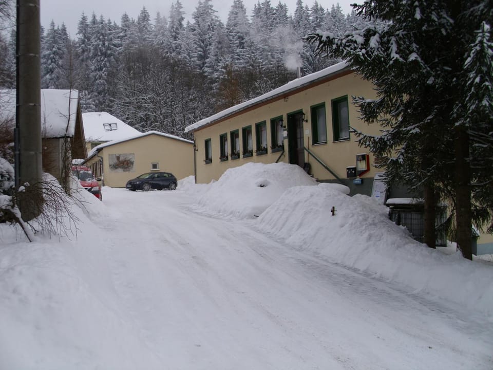 Facade/entrance, Winter