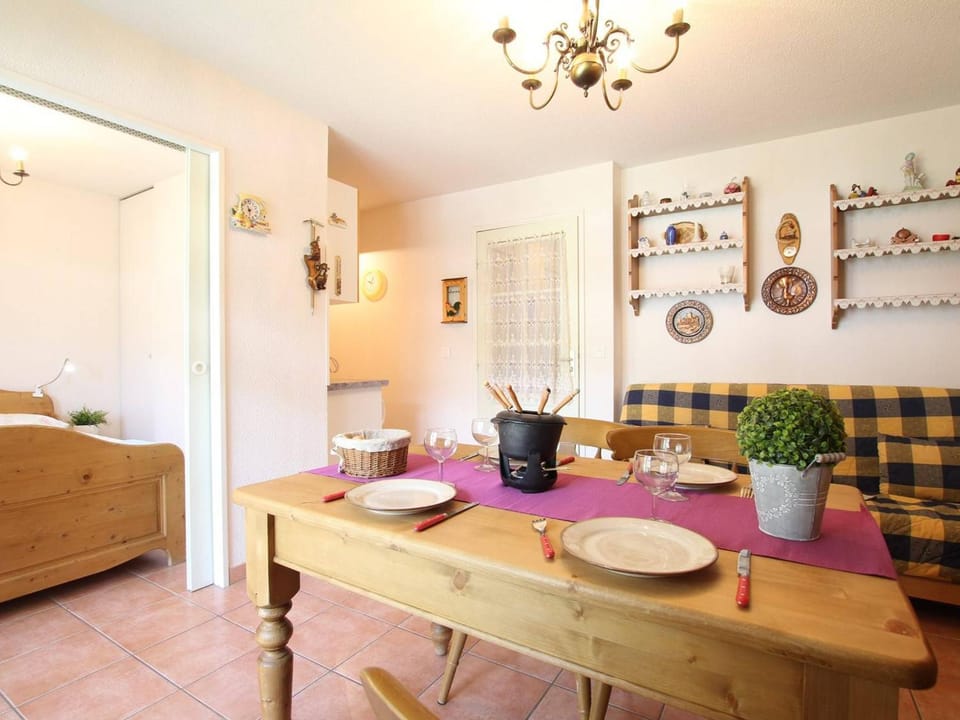 Charmant T2 avec Terrasse et Jardin, 6 Couchages, Proche Pistes - La Salle-les-Alpes - FR-1-330F-93 Apartment in Saint-Chaffrey