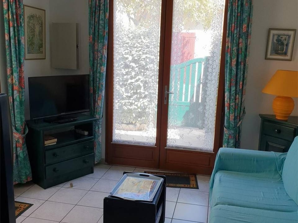 Charmant pavillon avec mezzanine, à 900m de la plage, parking privé, pour 4 personnes à Argelès-sur-Mer - FR-1-388-113 House in Argeles-sur-Mer
