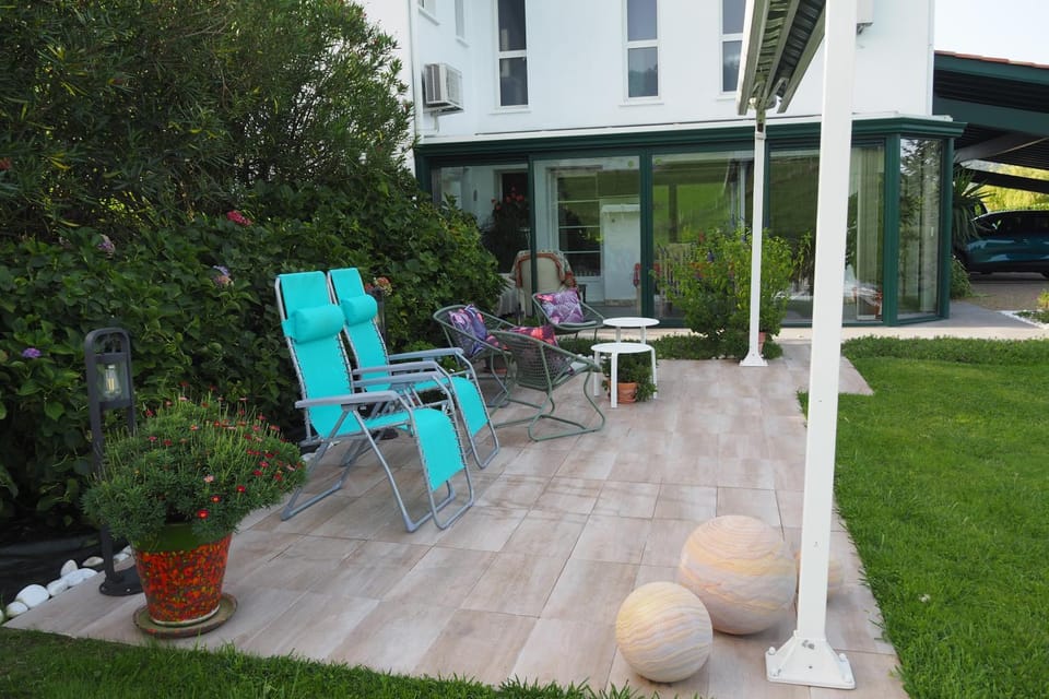 Patio, Garden, Garden view