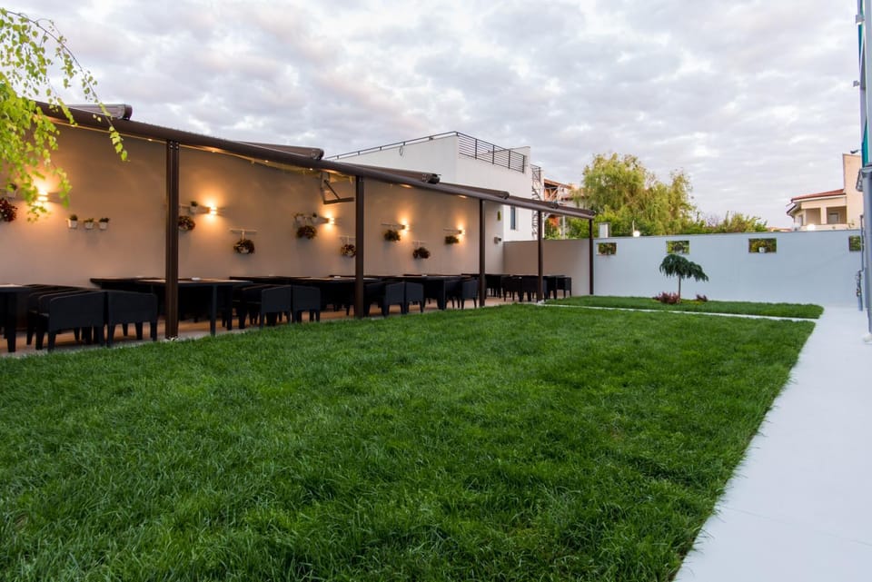 Property building, Patio, Garden, Garden view