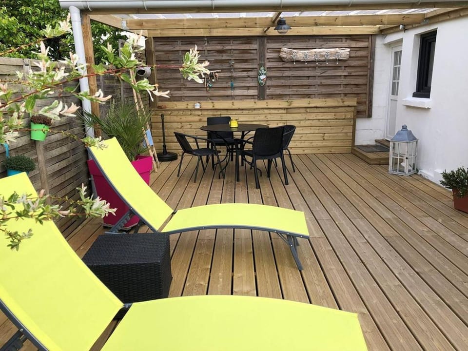 Maison de charme 3* avec jardin clos, terrasse, WIFI à 60m du Port de Perros-Guirec - FR-1-368-79 House in Perros-Guirec