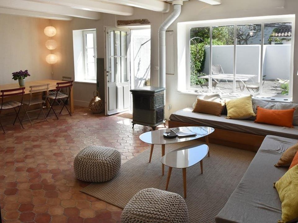 Charmante maison avec cour ensoleillée, espace pour vélos, Wi-Fi et cuisine équipée aux Portes-en-Ré - FR-1-434-17 House in Nouvelle-Aquitaine