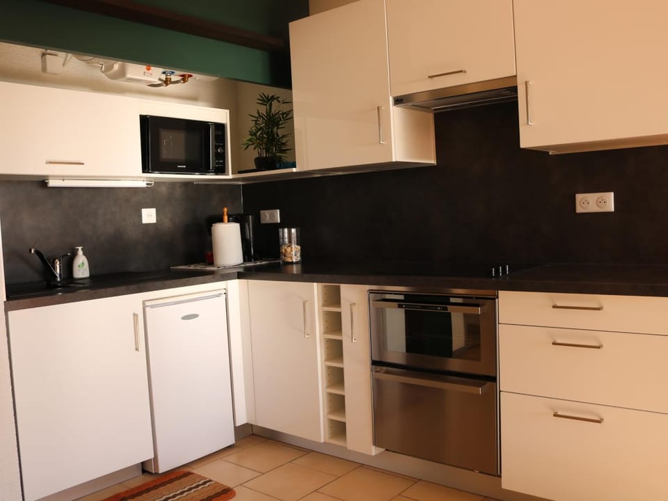 Studio cabine 4 pers. à Biscarrosse Plage, face océan, ménage inclu - FR-1-319-218 Cabin in Biscarrosse