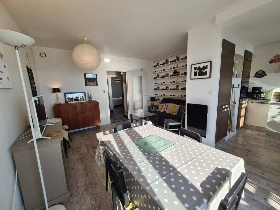 Appartement moderne 3 pièces, 6 couchages, parking, proche plage - FR-1-224C-648 Apartment in Saint-Jean-de-Monts