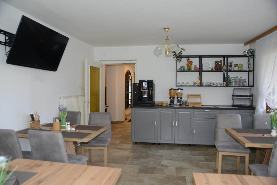 Pension Eule Bed and Breakfast in Carinthia, Austria