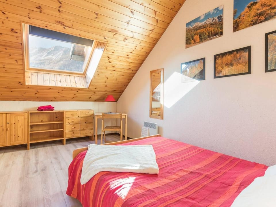 Appartement Duplex 3 Pièces Cabine, 6 Couchages, Monêtier-les-Bains, Proche Commerces et Pistes - FR-1-330F-154 Cabin in Le Monêtier-les-Bains