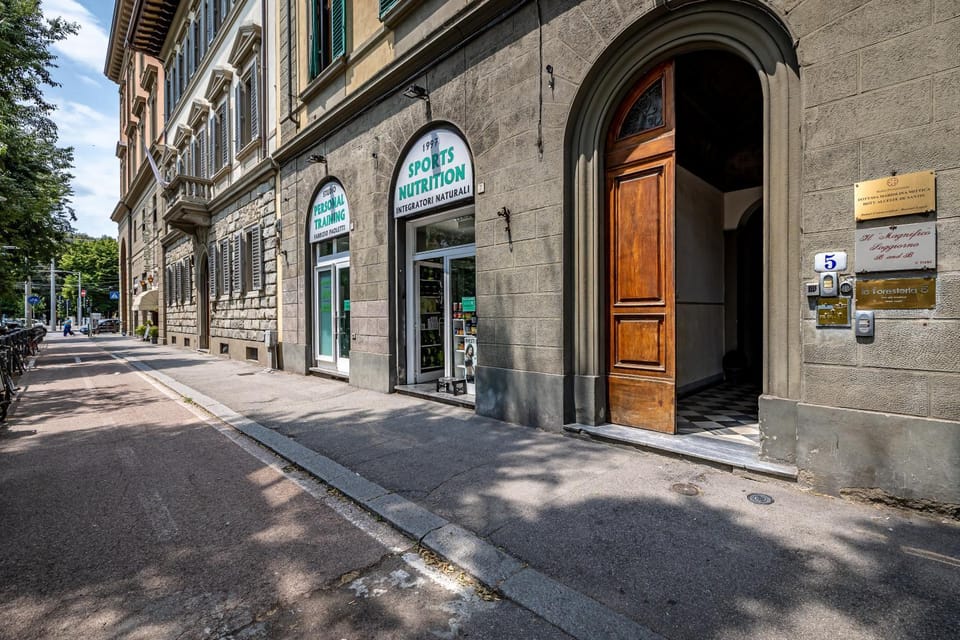 Property building, Day, Neighbourhood, Street view