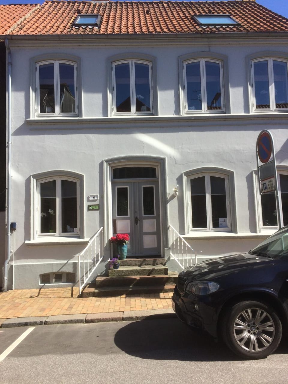 Property building, Facade/entrance