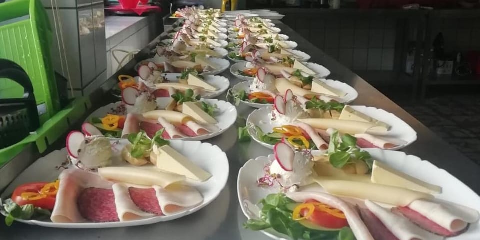 Business facilities, Banquet/Function facilities, Breakfast