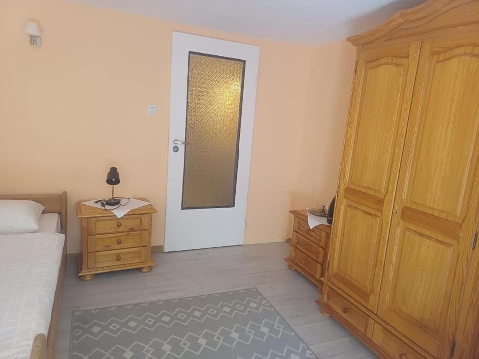 Ośrodek Wypoczynkowy Pod Stokiem Bed and Breakfast in Lower Silesian Voivodeship