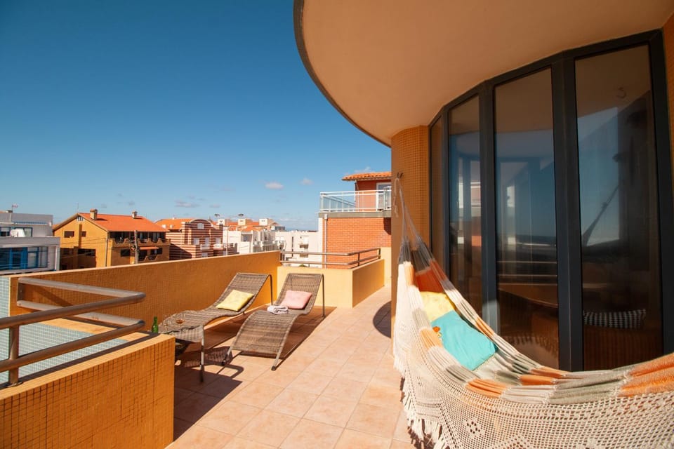 Balcony/Terrace, City view, Street view