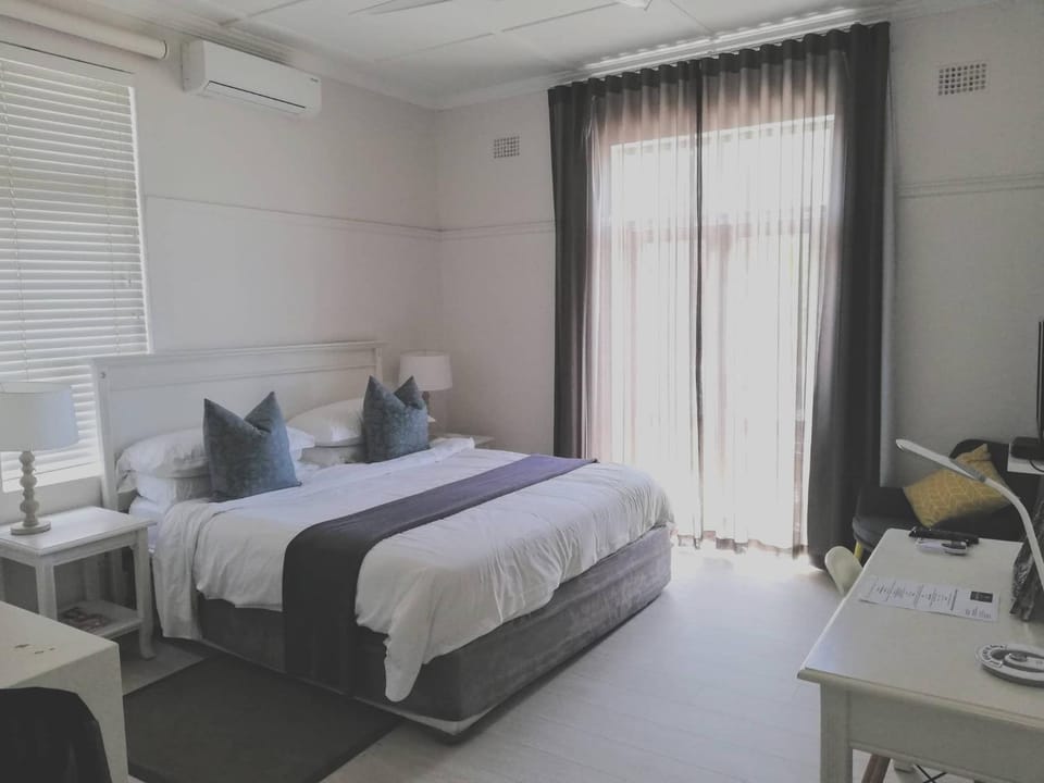 Bedroom, Sea view