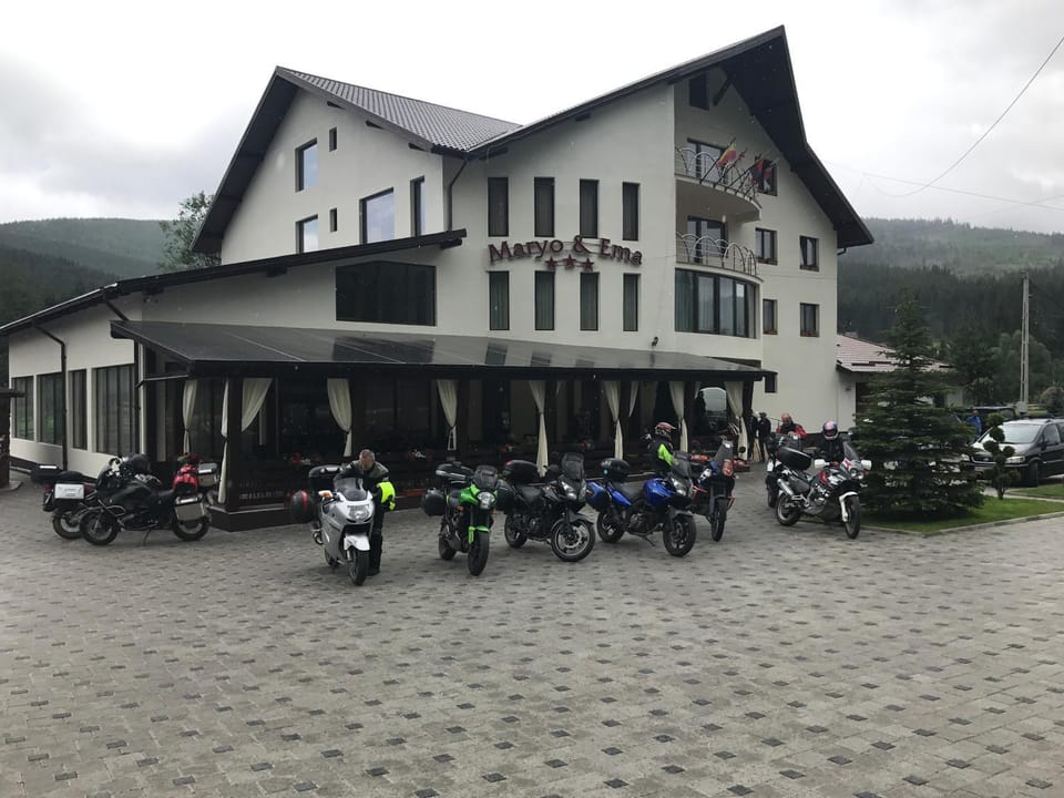 Day, Location