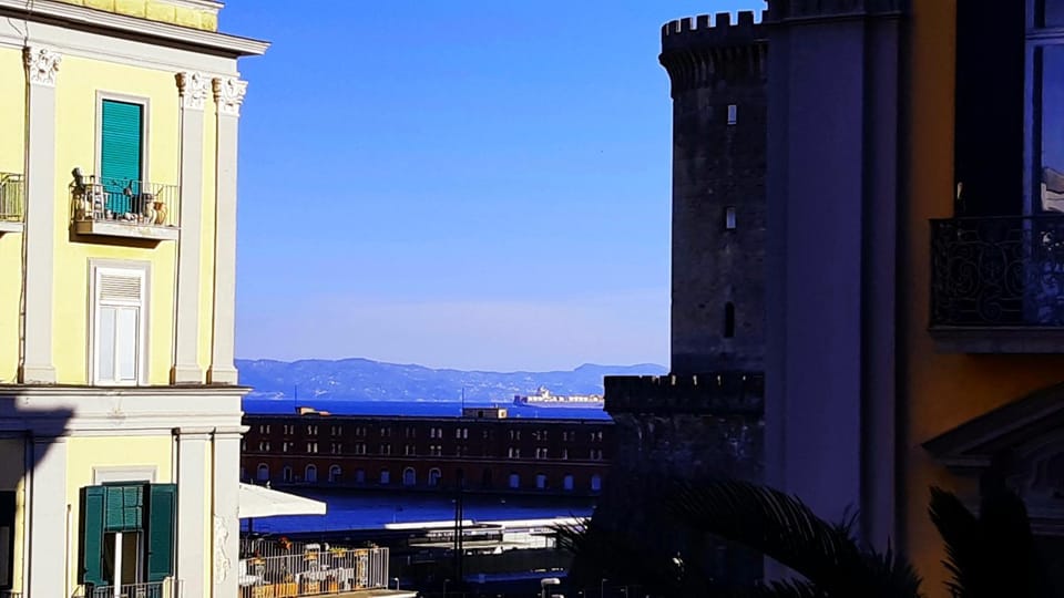 Suite Borbonica Apartment in Naples