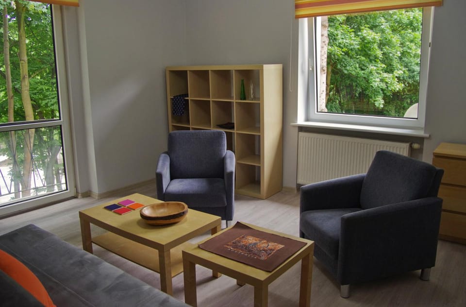 Living room, Photo of the whole room