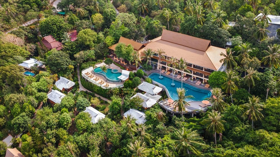 Property building, Swimming pool