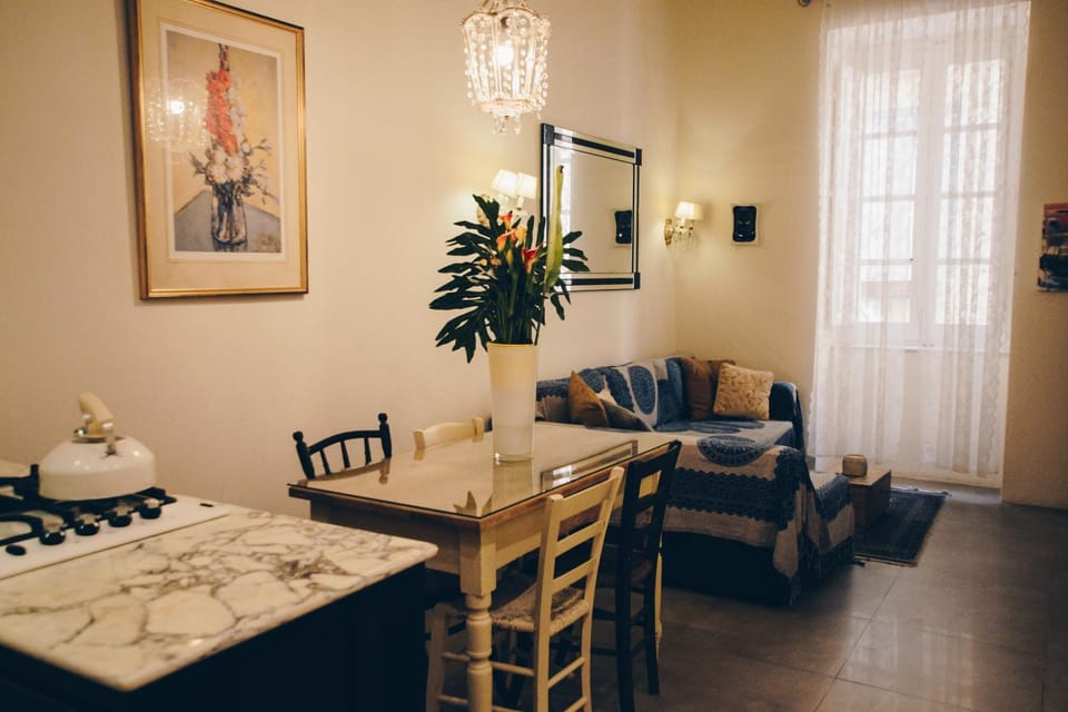 Kitchen or kitchenette, Living room, Dining area