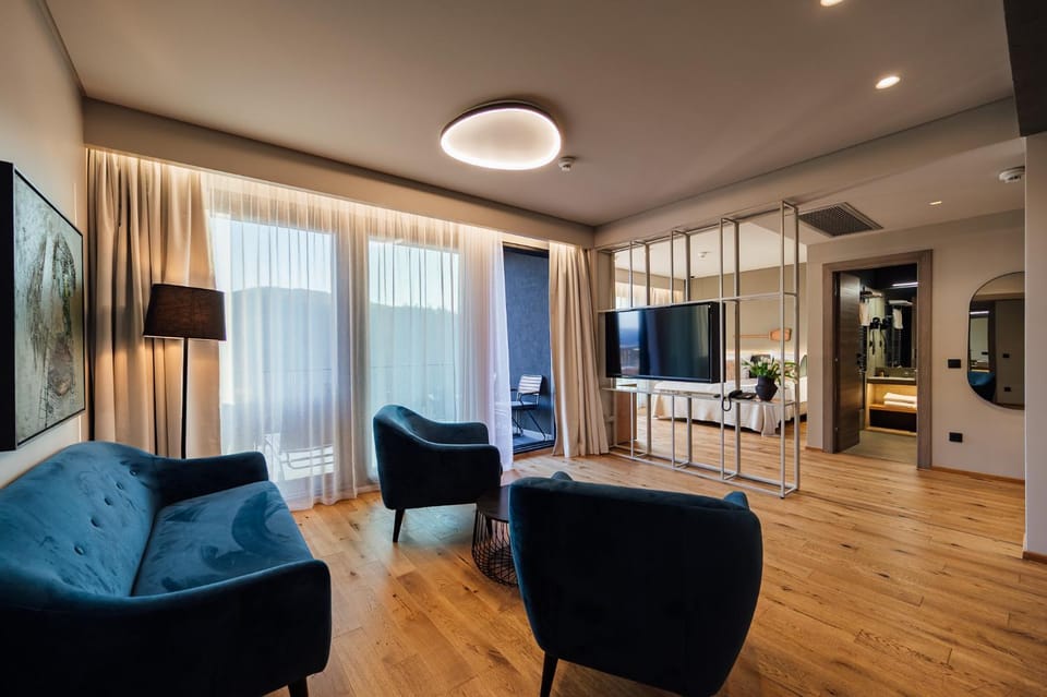 TV and multimedia, Living room