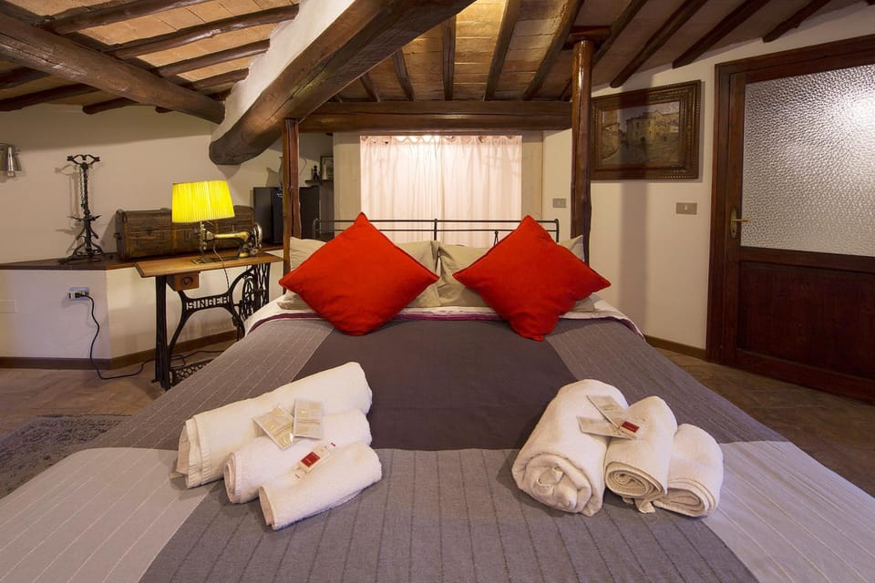 Porta Vivaria Orvieto- Private Parking Bed and Breakfast in Orvieto