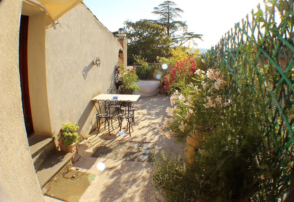 Porta Vivaria Orvieto- Private Parking Bed and Breakfast in Orvieto