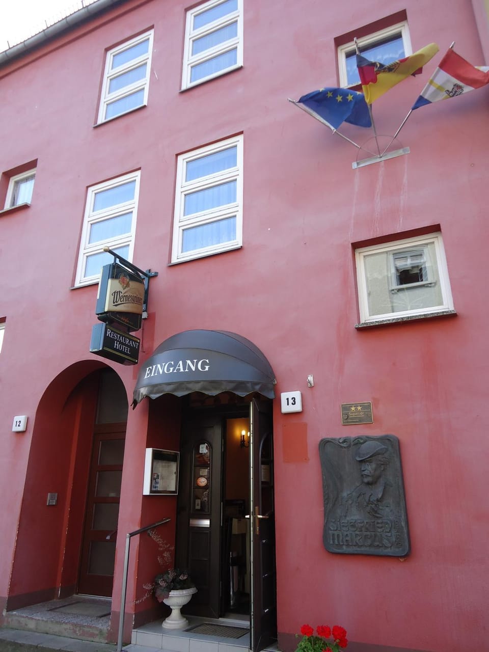 Facade/entrance, Facade/entrance