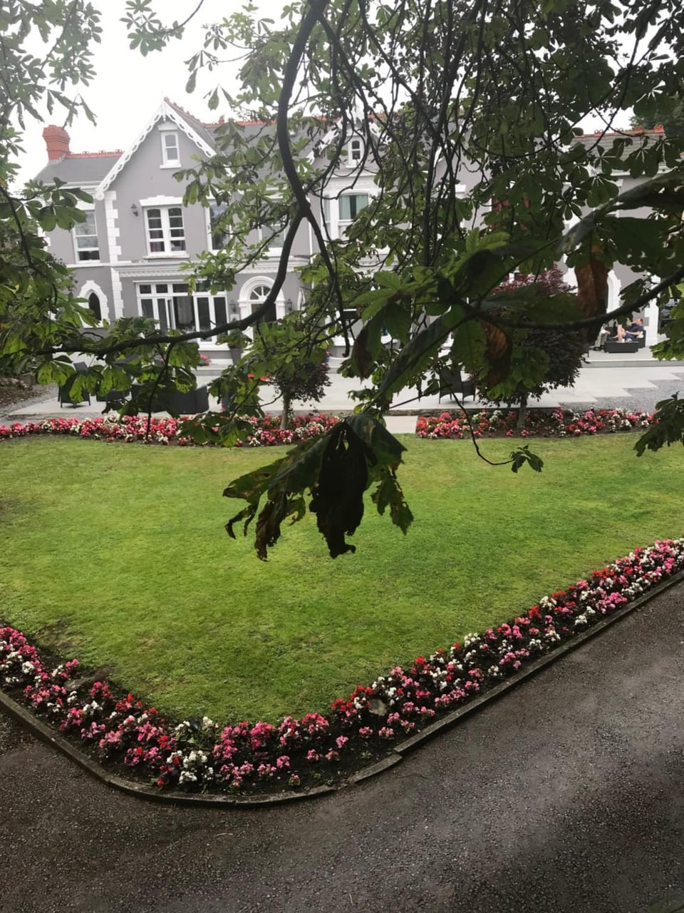 LLwyn Country House Hotel in Wales