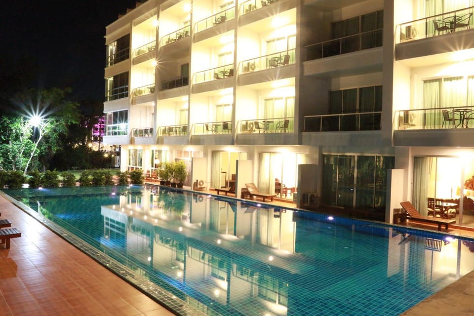 Property building, Swimming pool