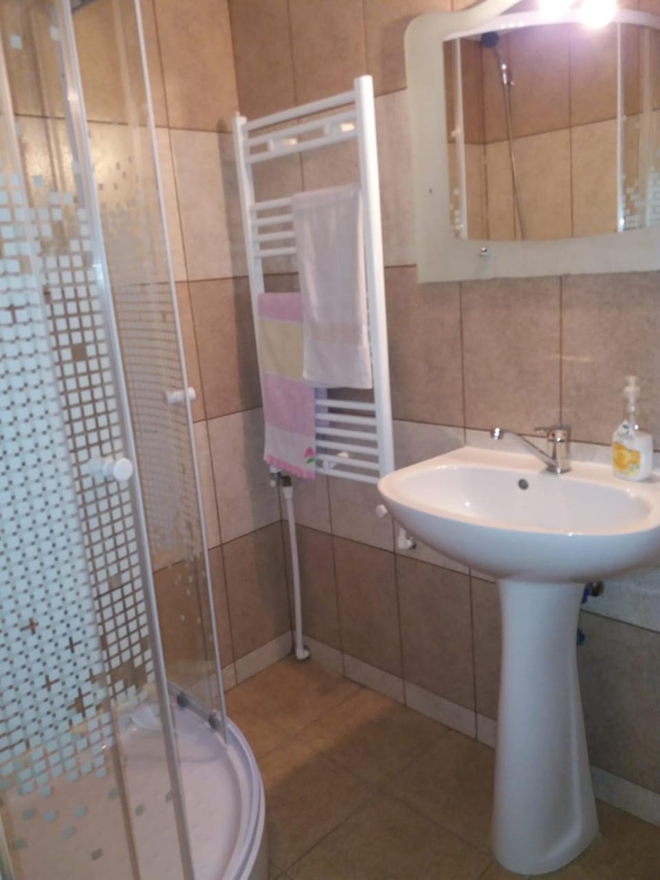 Lip si Ely Bed and Breakfast in Brașov County