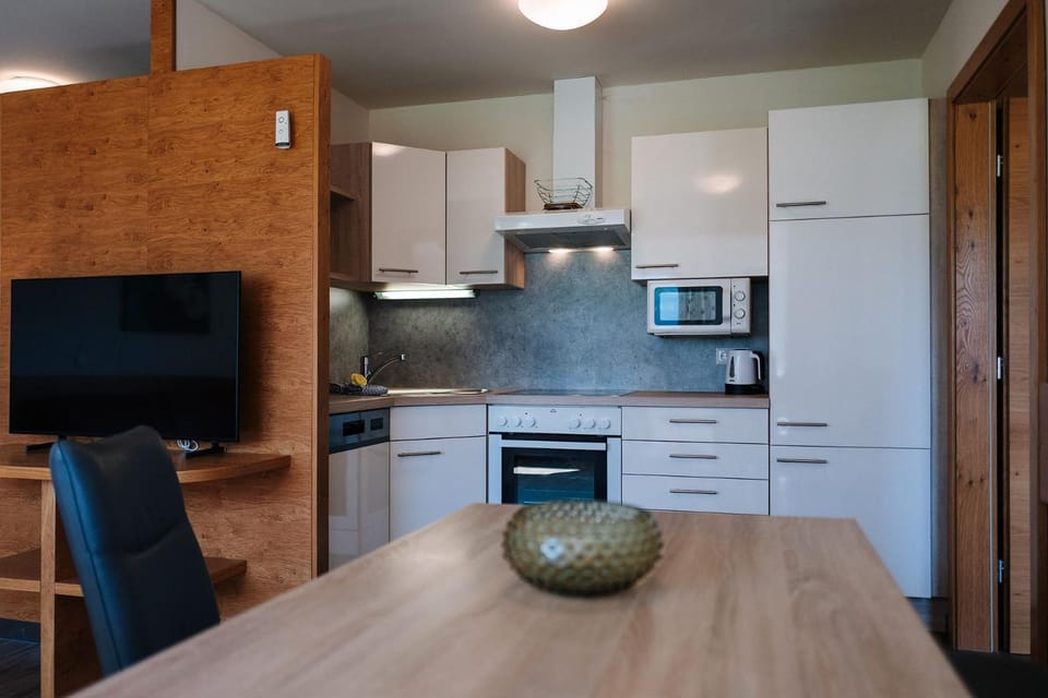 Kitchen or kitchenette, Food