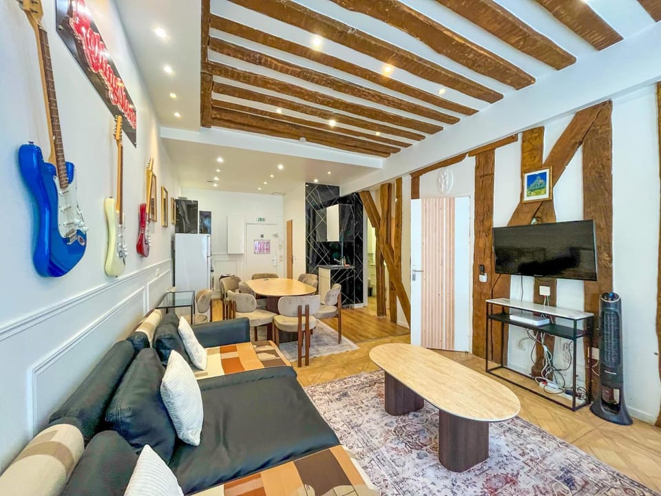 68 - The Rolling Stones Flat Apartment in Paris