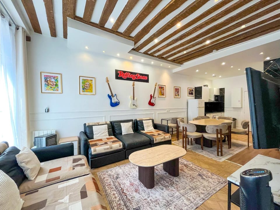 68 - The Rolling Stones Flat Apartment in Paris