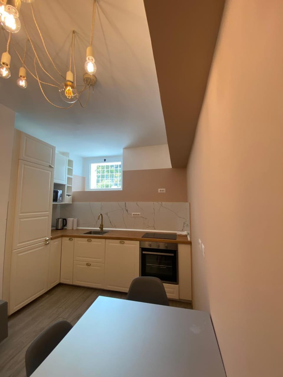 Kitchen or kitchenette, minibar, pet friendly, stove