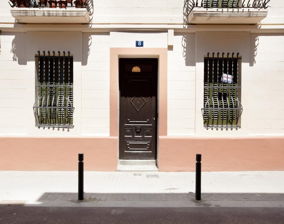 Facade/entrance, Day