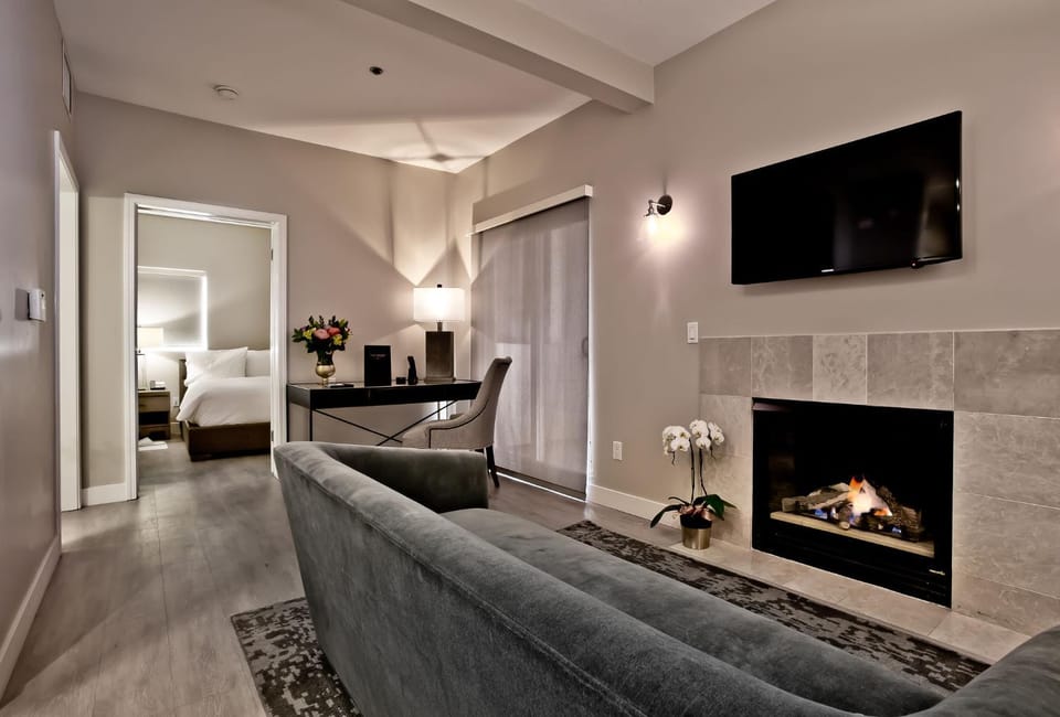 Lounge or bar