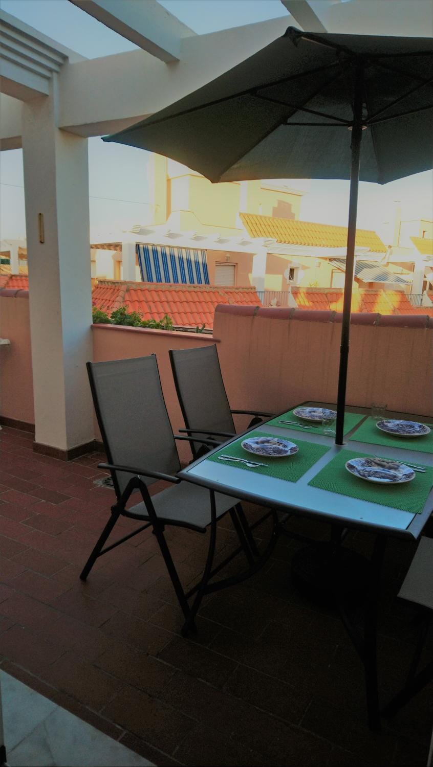 Ático en La Noria, piscina privada en primera línea de playa. Apartment in San Luis de Sabinillas