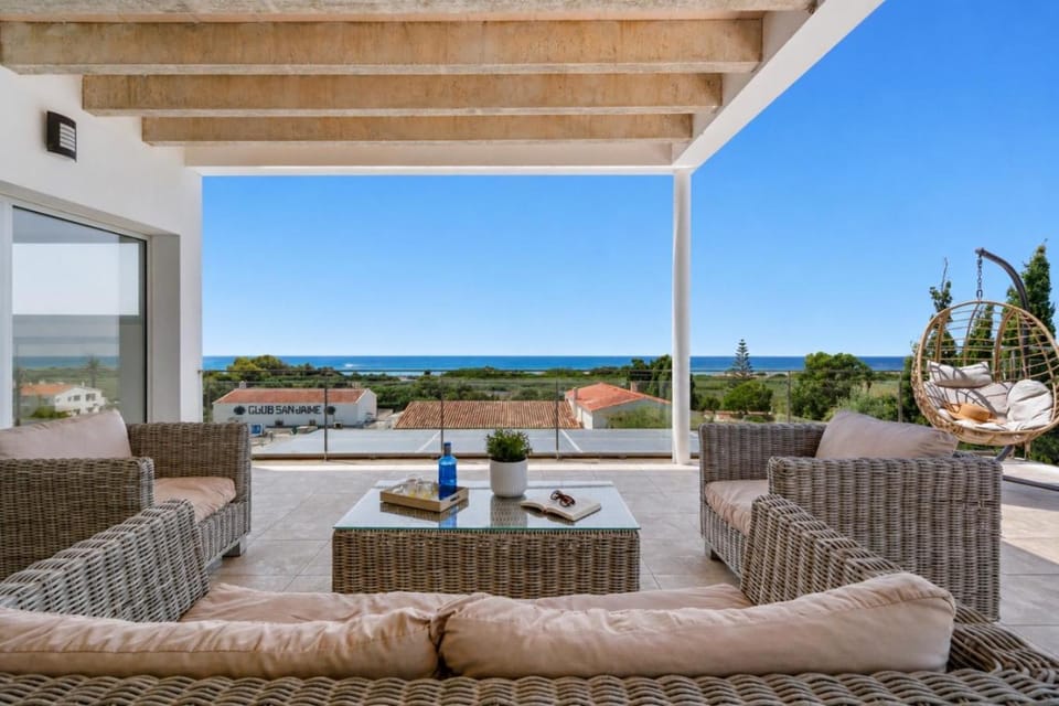 Balcony/Terrace, Seating area, Dining area, Sea view