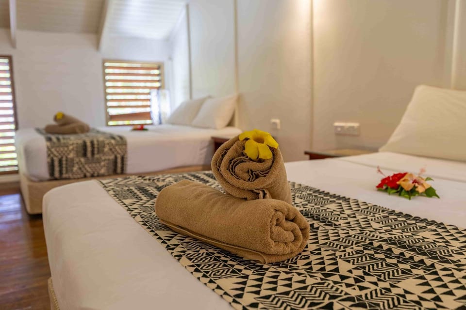 Beachouse Resort Hostel in Baravi